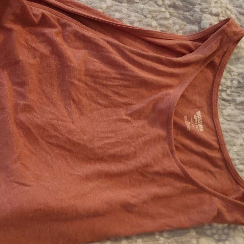 Mossimo top